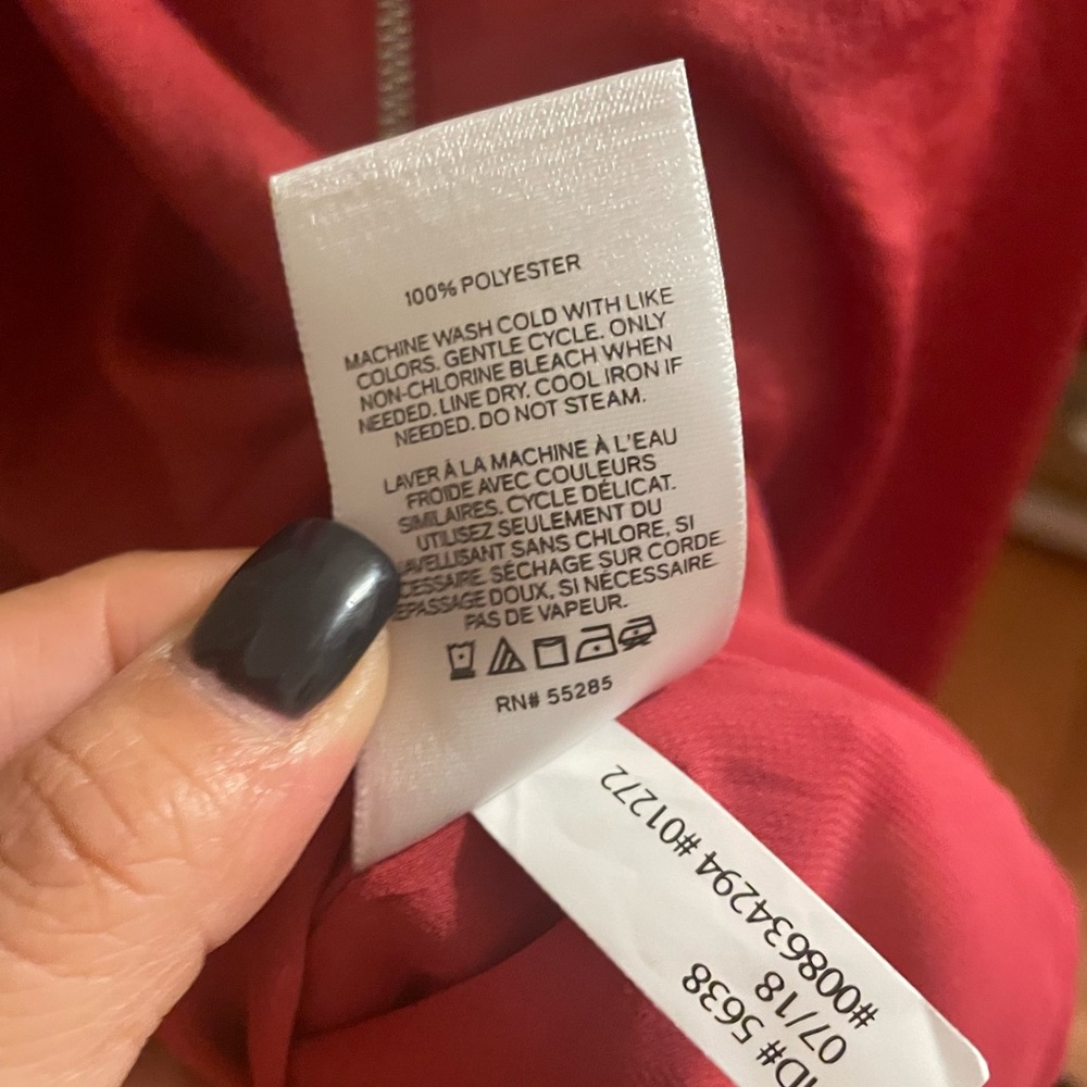 Express Flowy Tank Top - Picture 3 of 3